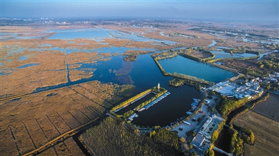 生態(tài)環(huán)境部4月例行發(fā)布會(huì)聚焦水污染防治 水環(huán)境管理司司長回應(yīng)黑臭水體、工業(yè)園區(qū)廢水等問題